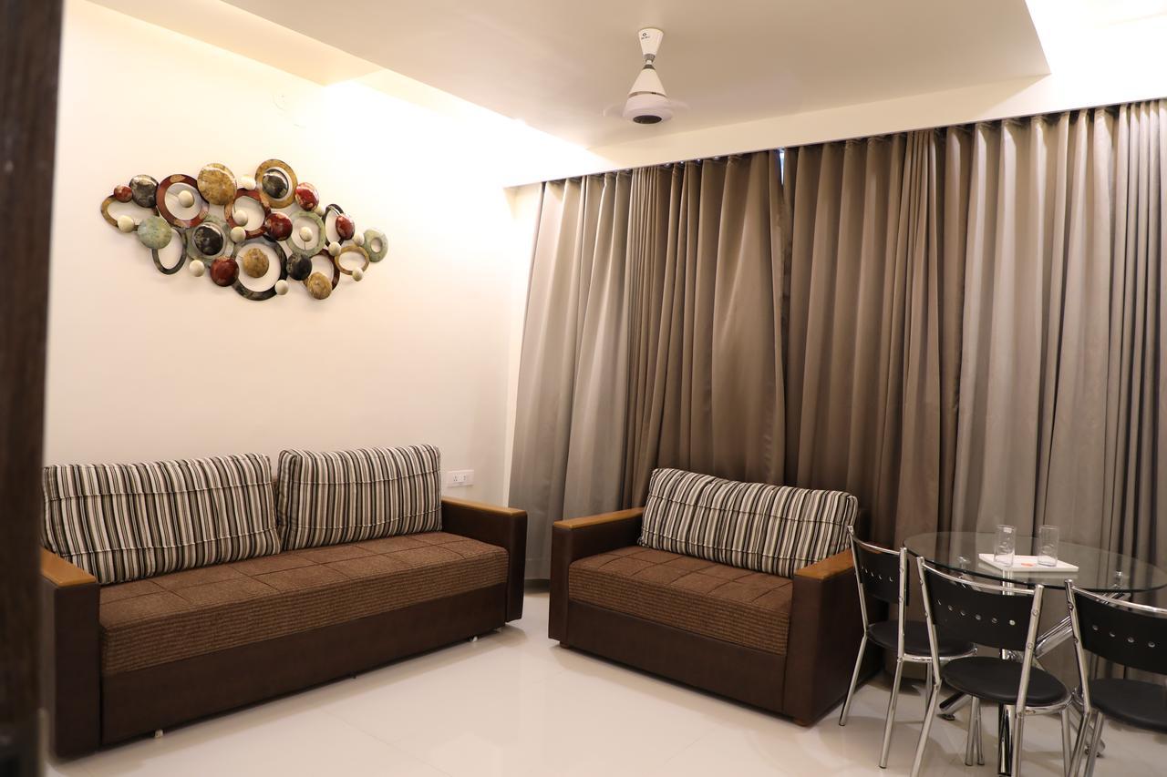 普什帕克公园酒店 Osmanabad 外观 照片