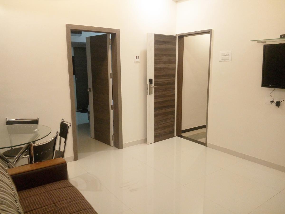 普什帕克公园酒店 Osmanabad 外观 照片